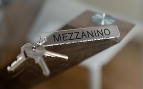 Mezzanino 4438